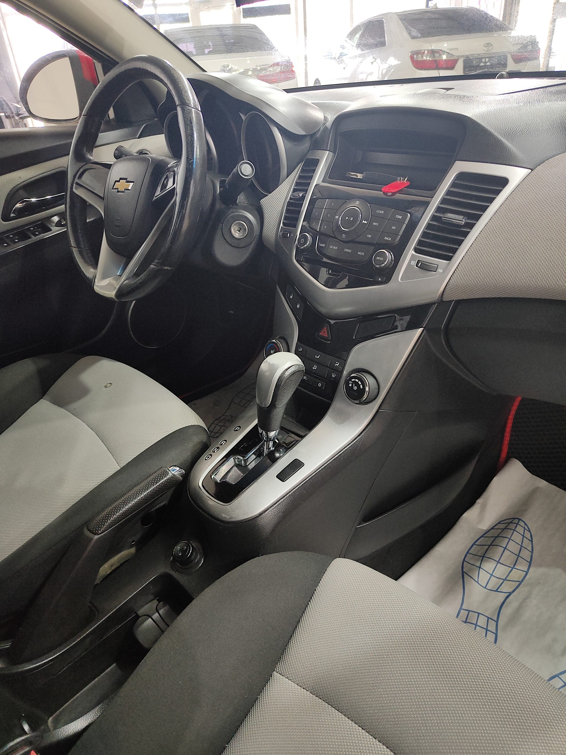 Chevrolet Cruze, 2012 год - Автосальск