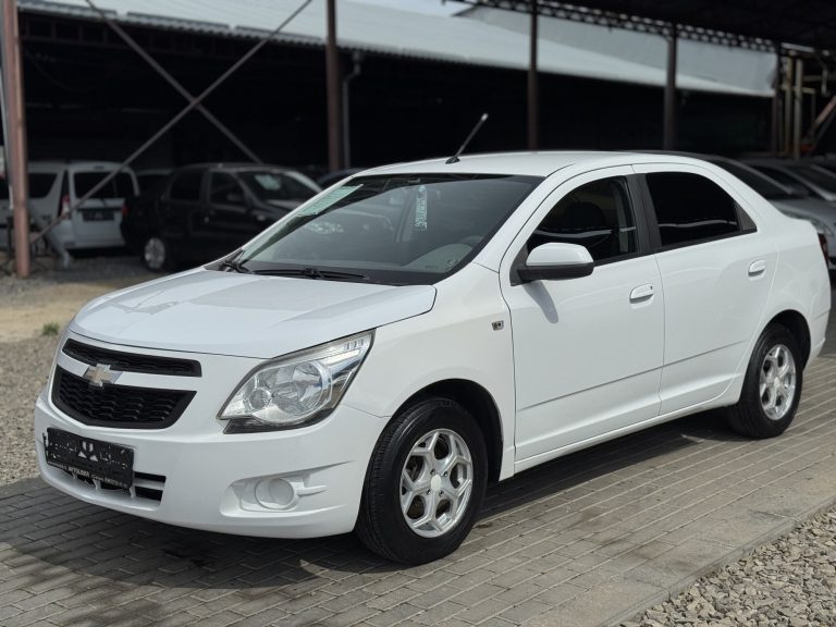 Chevrolet Cobalt, 2013