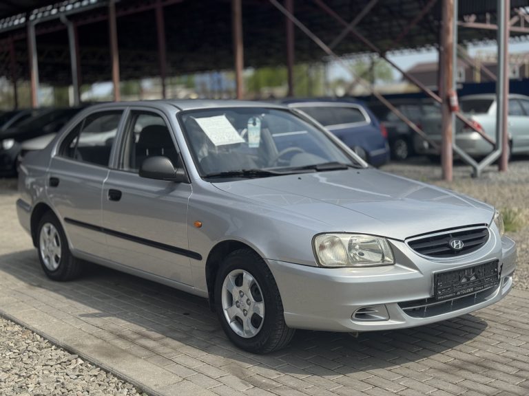 Hyundai Accent, 2005