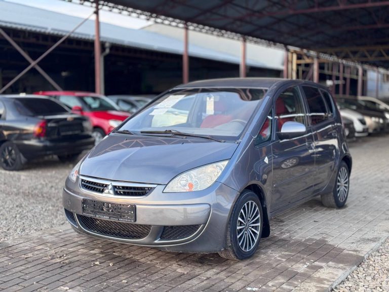 Mitsubishi Colt, 2006