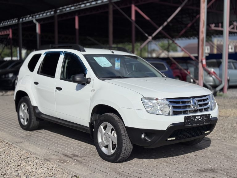 Renault Duster, 2013