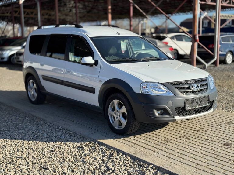 Lada (ВАЗ) Largus, 2020