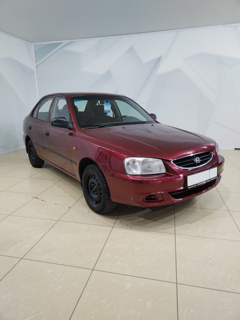 Hyundai Accent, 2004