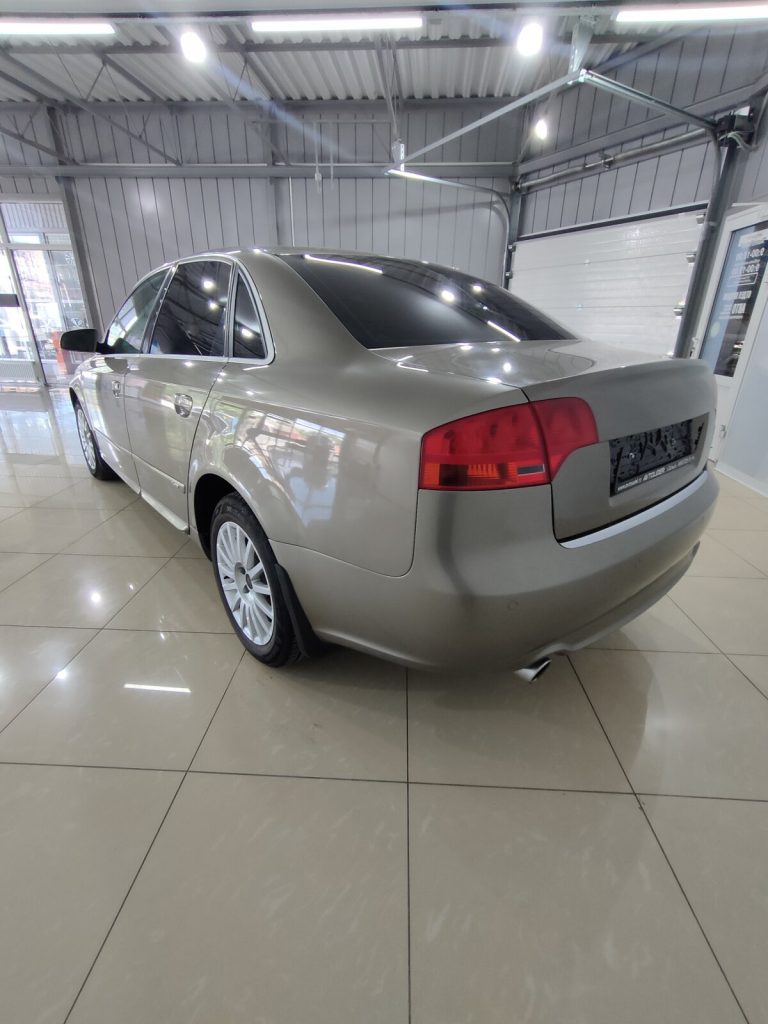 Audi A4, 2006