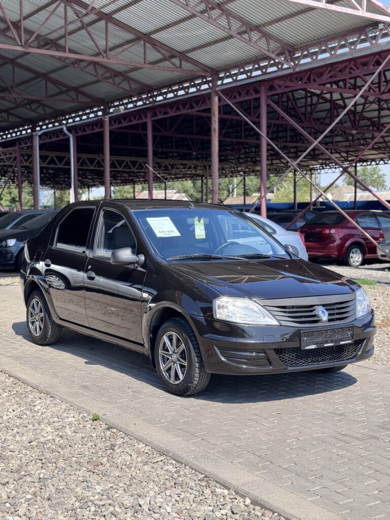 Renault Logan 2012