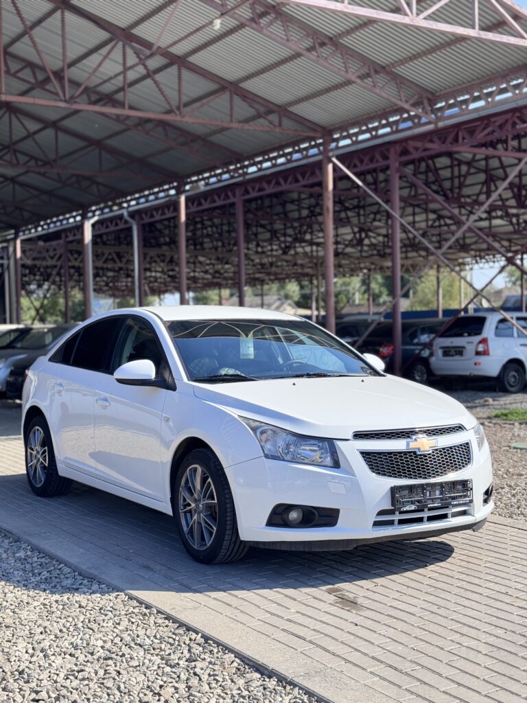 Chevrolet Cruze 2012 г.